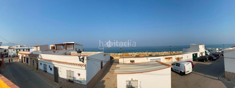 Foto 597f4637-2663-4dfa-a110-130a22baf43a. Casa aparellada a Puerto de la Duquesa Manilva