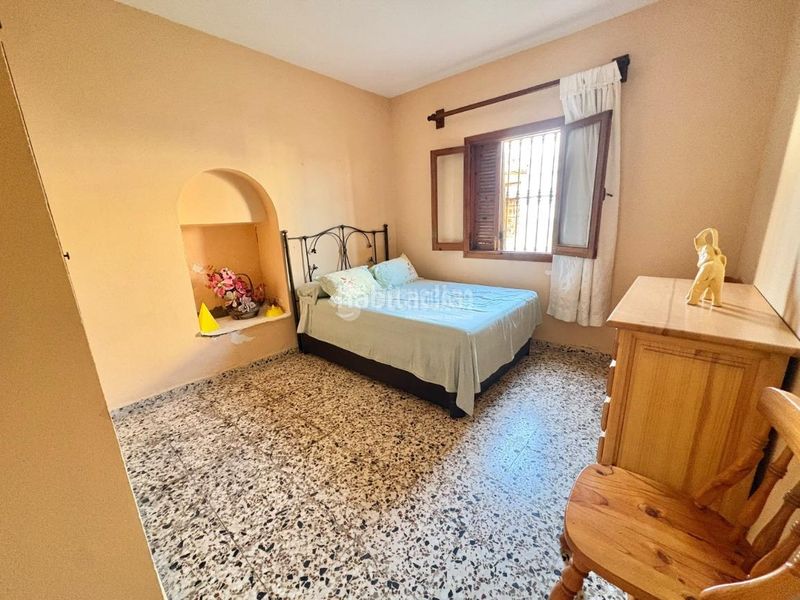 Foto 96f02d02-454e-4f5d-9479-2478595158f9. Casa aparellada a Puerto de la Duquesa Manilva