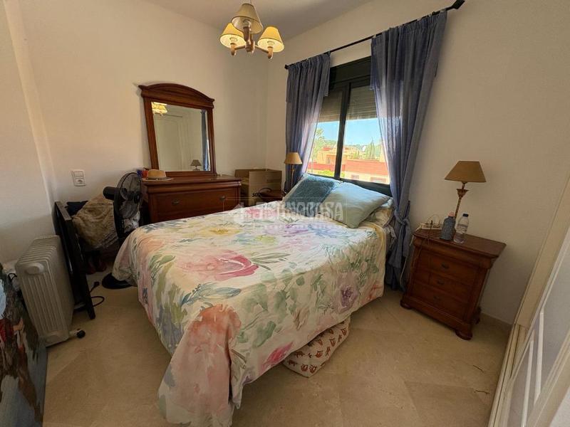 Foto a4174636-7d5b-43db-a5e9-82441ada5247. Casa aparellada a La Duquesa Manilva