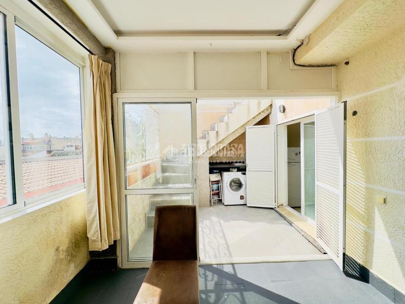Foto b28691c0-3add-4219-a239-5e1821243fc2. Casa pareada casa en venta en Manilva pueblo Manilva