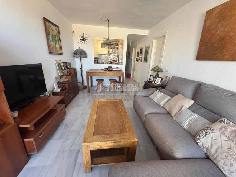 Foto 1dcd756c-c3e4-4a73-ad4b-452d029bc7c4. Etagenwohnung mit parking in Doña Julia Golf Casares