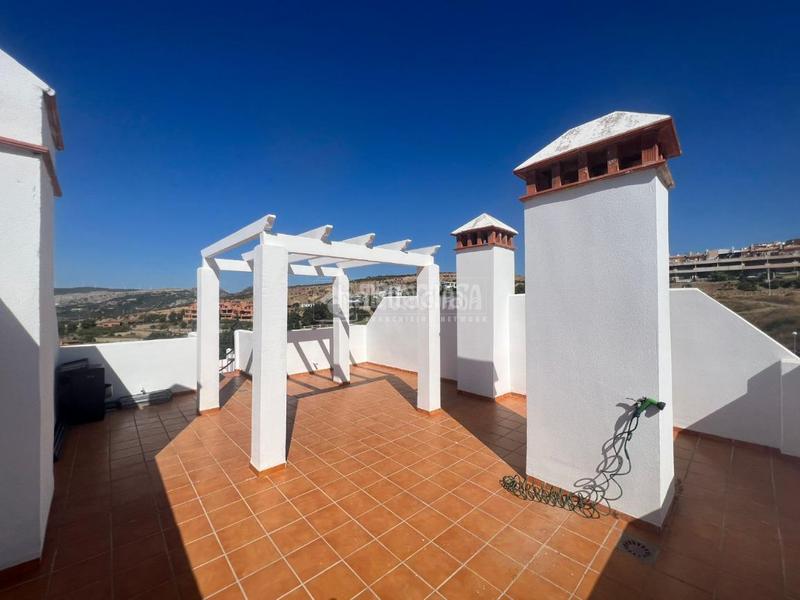 Foto 9b213483-f6a3-4a97-a9b6-d47a59c0e6c3. Etagenwohnung mit parking in Doña Julia Golf Casares