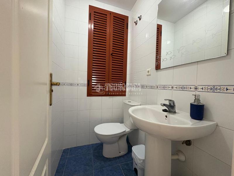 Foto 3107f36d-203e-45a4-8fc8-e3dd6e05911e. Piso  en venta en san luis de sabinillas en Alcorrín Manilva