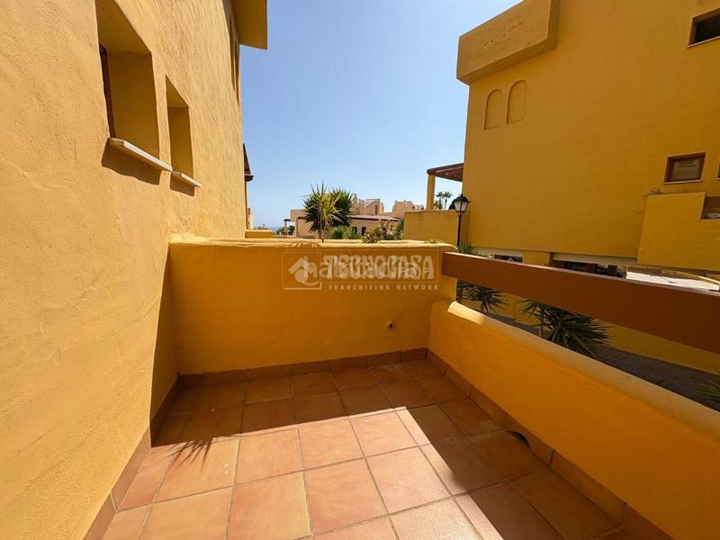 Foto 7fce6ae8-fd6e-4ba9-89fd-ed16c182d8b7. Piso  en venta en san luis de sabinillas en Alcorrín Manilva