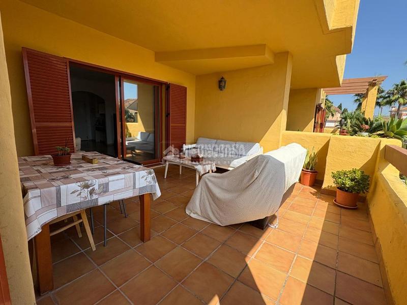 Foto c53b0852-49ea-4379-8c2a-cef33ef32437. Piso  en venta en san luis de sabinillas en Alcorrín Manilva
