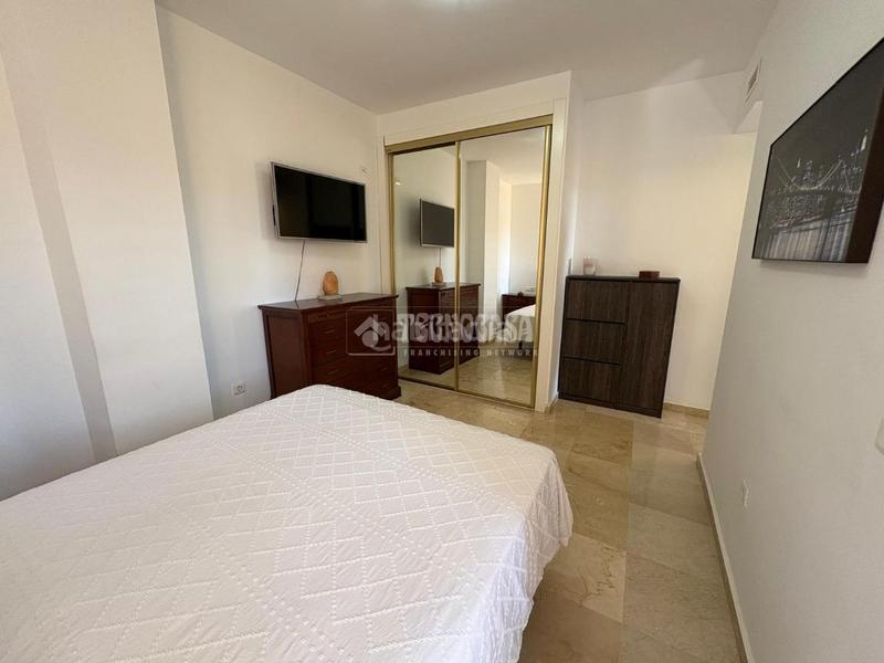 Foto f8d86174-9d35-466e-920a-36640299c6f5. Piso  en venta en san luis de sabinillas en Alcorrín Manilva