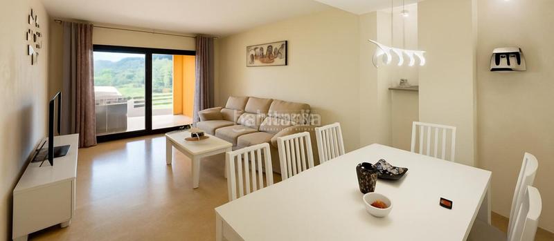 Foto 9d5f9d44-2102-411d-b0cc-b6922ac0289b. Etagenwohnung mit heizung parking in San Luis de Sabinillas Manilva