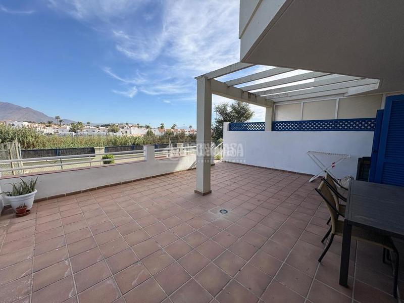 Foto 1592fd99-e15a-4adb-a1b0-406197d6f38f. Piso  en venta en San Luis de Sabinillas en San Luis de Sabinillas Manilva