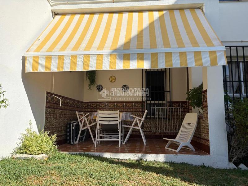 Foto 98a4d46e-e69f-4a98-9f70-57137e26d710. Piso  en venta en Alcorrín Manilva