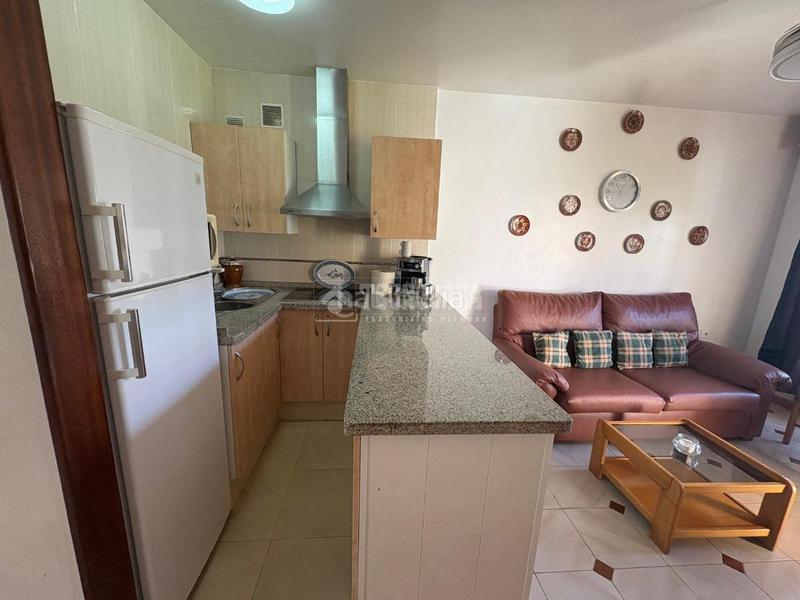 Foto c3afe17b-12bc-45e9-9377-192781a18bbd. Piso  en venta en Alcorrín Manilva