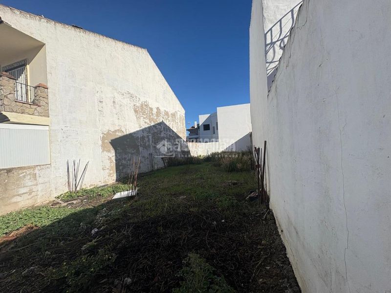 Foto 404a7b53-8b9a-488c-9671-ec0a40e92283. Terreny residencial a Casares pueblo Casares