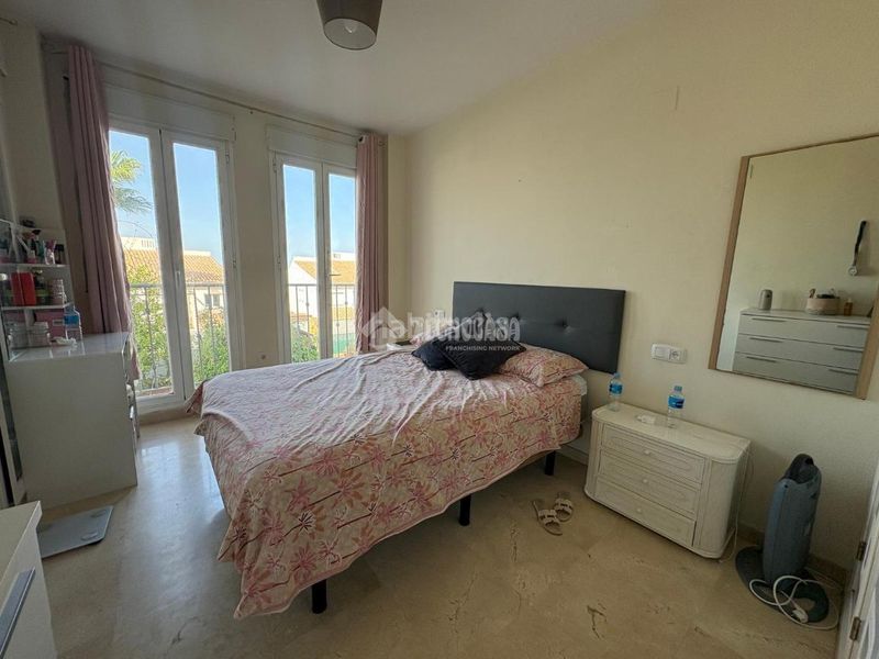 Foto eef20452-4264-4741-b106-87ba32ccb7e4. Pis amb aparcament a El Castillo Manilva