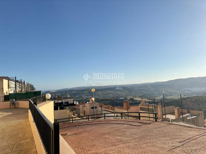 Foto c48c1a22-eafb-421e-8989-23c8e5c7f6e2. Affitto appartamento con parcheggio in Casares golf - Casares del sol Casares