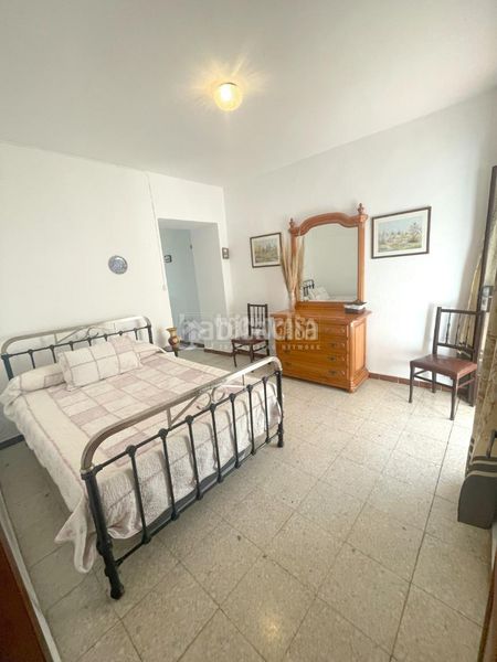 Foto 0fe36780-854c-4b19-b6df-6be6badd4317. Casa aparellada a Jimena de la Frontera