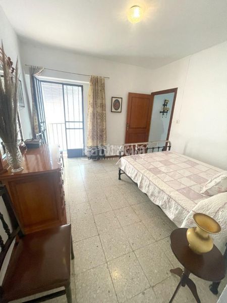 Foto 752f66ea-3713-4612-acf0-26dc77cd1fd5. Casa aparellada a Jimena de la Frontera