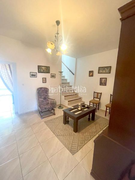 Foto e537625f-5dc9-4f47-8568-04da9d021090. Casa aparellada a Jimena de la Frontera