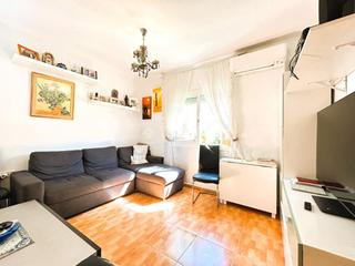 Appartement dans Pubilla Cases. Piso en venta en lhospitalet de llobregat