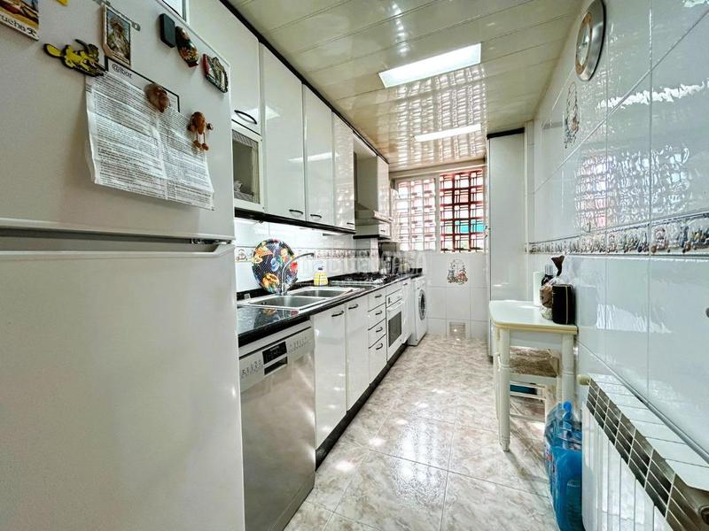 Foto 56cfa7c6-5d7a-4d30-9226-30ae3fe2afb7. Appartement avec chauffage dans Can Serra Hospitalet de Llobregat (L´)