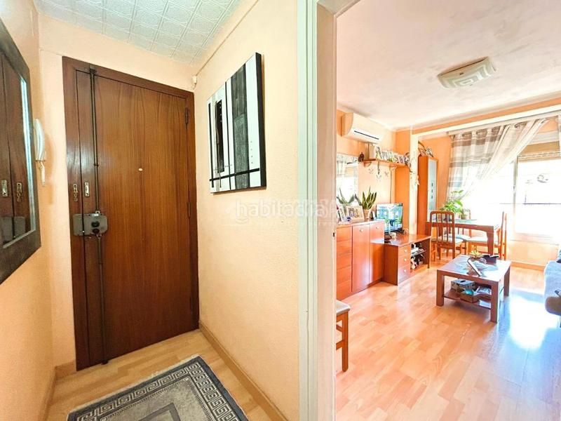 Foto 580da5ac-a81b-43ee-8a8d-8a403c0995f3. Appartamento con riscaldamento in Pubilla Cases Hospitalet de Llobregat (L´)