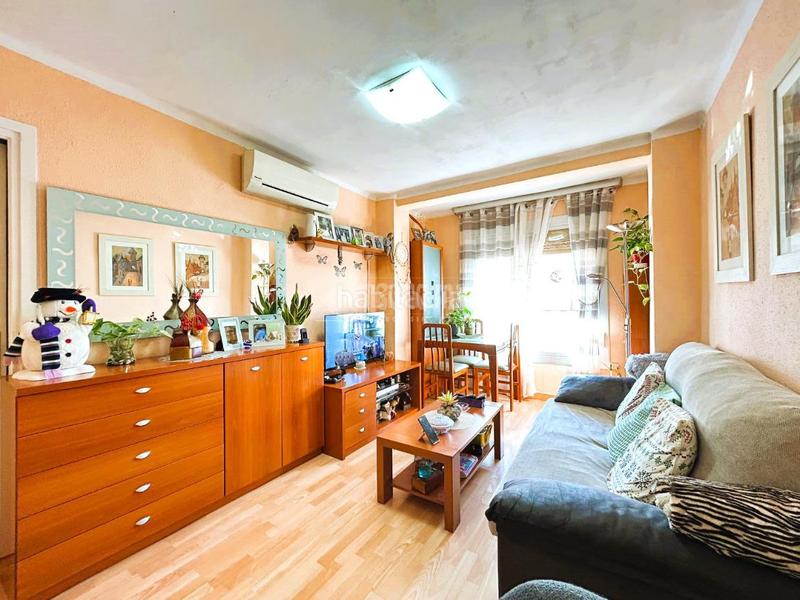 Foto cc2f5aef-aa9a-4096-8dd3-911e0e1e7561. Appartamento con riscaldamento in Pubilla Cases Hospitalet de Llobregat (L´)