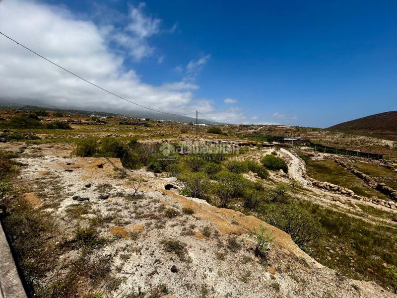 Foto 1509e7e7-1f43-4c7b-aa34-9df194c8e297. Finca rústica a Fasnia