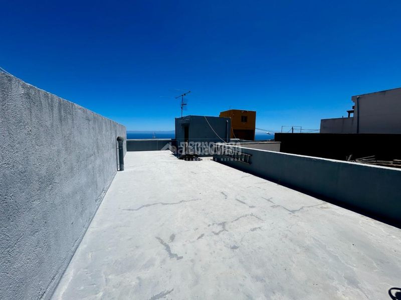 Foto 75fb03b1-bc8b-4d87-aa84-e9229138ec3d. Casa a Arafo