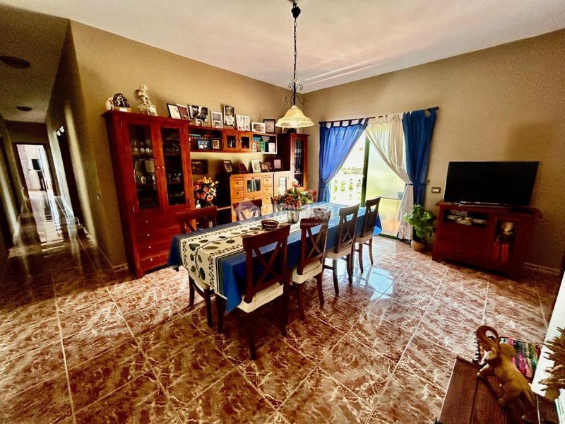 Foto 26b603b8-d276-43c7-8b2b-db8b50181812. Casa con parcheggio in Centro Güímar