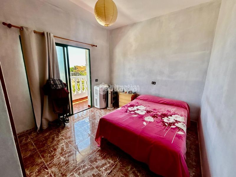 Foto ee9ac12c-b8f8-40bd-ab90-b1bbeb69aa6d. Casa con parcheggio in Centro Güímar