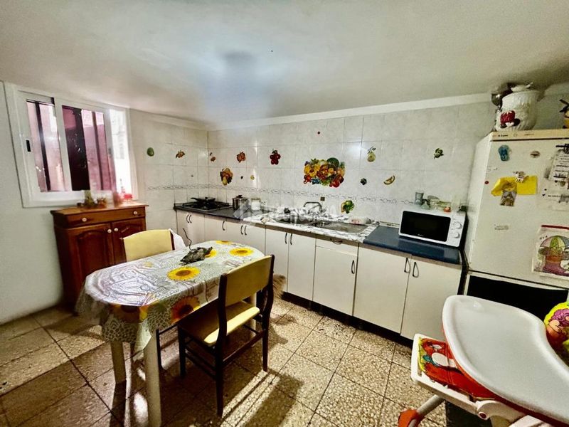 Foto c1ddfbcf-fa8d-46ac-85dd-efd78ce642f1. Piso  en venta en Centro Güímar