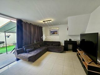 Casa bifamiliare in Centro. Casa en venta en arafo