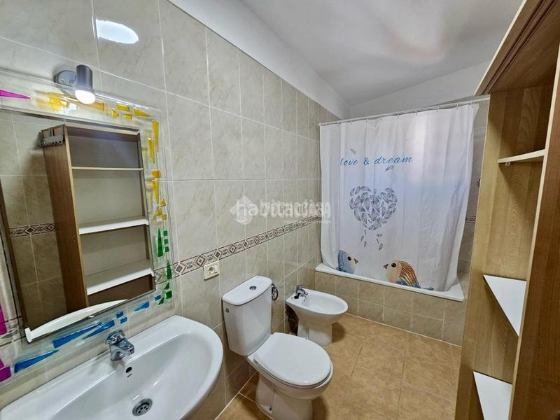 Foto a96e8c51-4618-4422-9190-a039d4da46c8. Pis amb aparcament a puertito de Güímar Güímar