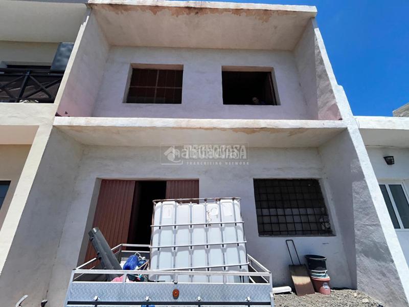 Foto 29407a8f-6e47-4f5b-97e6-8de53f1684be. Masía casa rural en venta en gímar en Centro Güímar