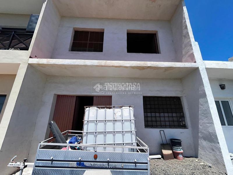 Foto 6dc71d1c-4265-4e81-a4f8-7828ed59692a. Masía casa rural en venta en gímar en Centro Güímar