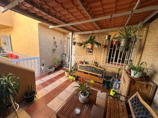 Casa aparellada a Fasnia. Casa en venta en gímar