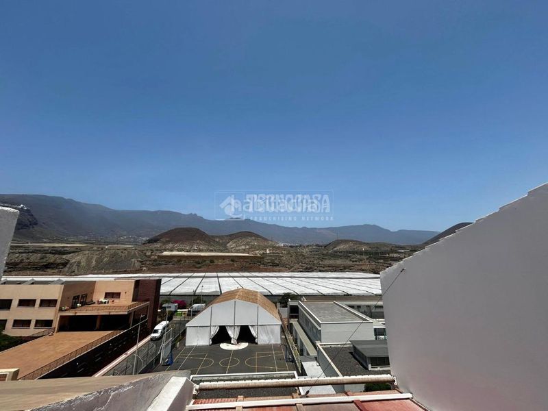 Foto 1a6ebd18-ccfc-40f4-a101-05e75835519d. Pis a puertito de Güímar Güímar