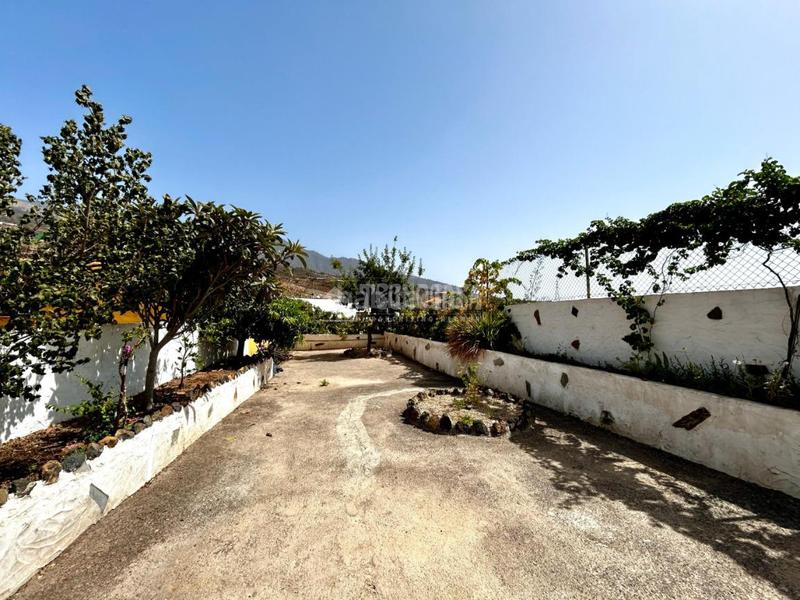 Foto e9d77e8e-2b12-4ebd-8a82-9fc0fcf51313. Casa  en venta en Arafo
