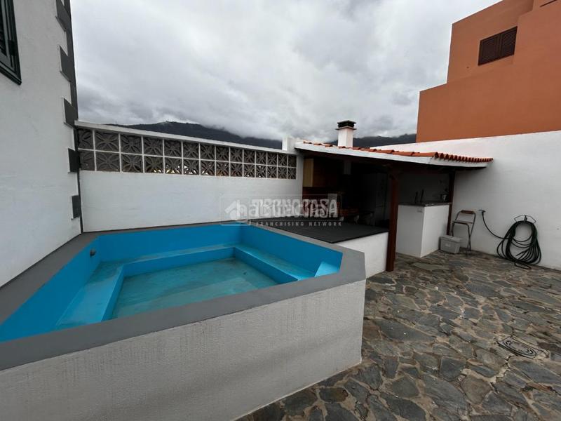 Foto 5e9478b3-d683-4651-8040-e46039953193. Maison avec parking dans Centro Güímar