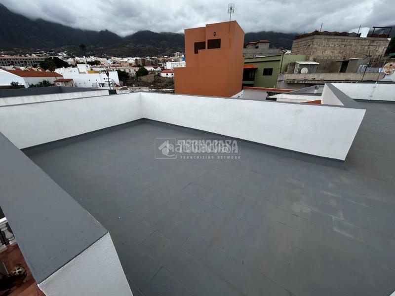 Foto 960401d8-53d3-43fb-8780-87bf3a372c81. Maison avec parking dans Centro Güímar