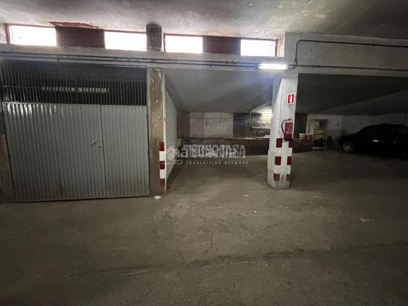 Foto 38ee7c0a-4210-4e57-a7a1-5edecf39f124. Aparcament cotxe a puertito de Güímar Güímar