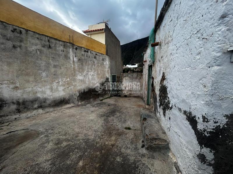 Foto 0c830f05-3c6c-47f6-9d5a-000907af865e. Casa  en venta en gímar en Centro Güímar