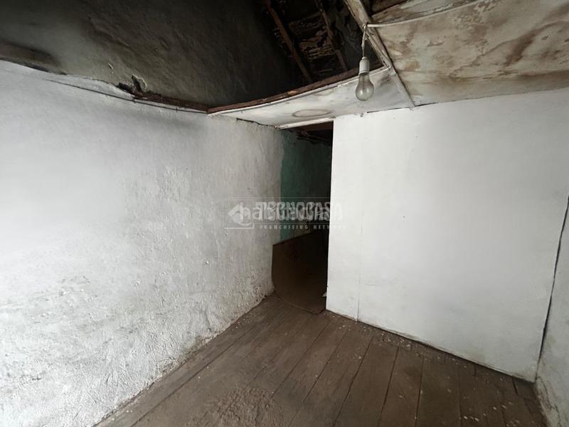 Foto b098a967-fa6e-41ec-b820-5276eb8055cb. Casa  en venta en gímar en Centro Güímar