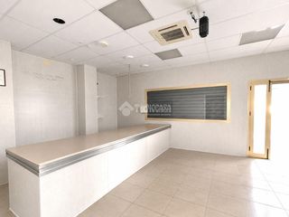 Local Comercial a El Juncal - Vallealto. Local comercial en venta en el puerto de santa maría