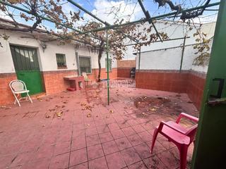 House in Puerta de Cuartos-Avenida de Portugal. Casa en venta en talavera de la reina