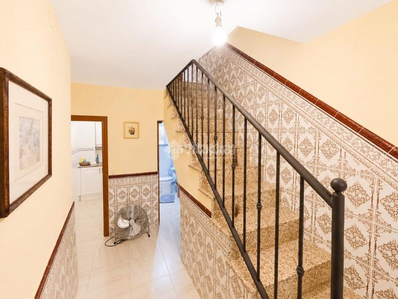 Foto e502fda3-7e96-4272-84a7-fa78b4438665. Casa aparellada amb calefacció a Caleruela
