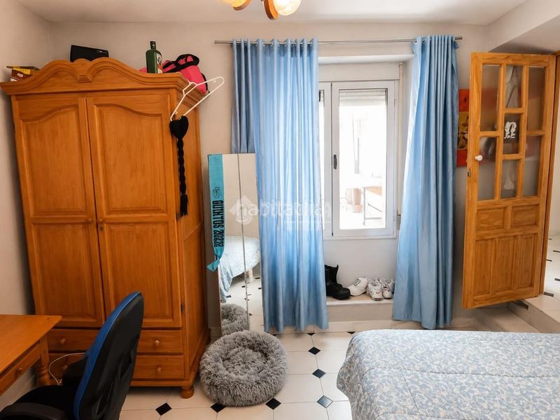 Foto d44dfbce-8562-4d3f-b263-f8719479f620. Casa aparellada a Valdeverdeja