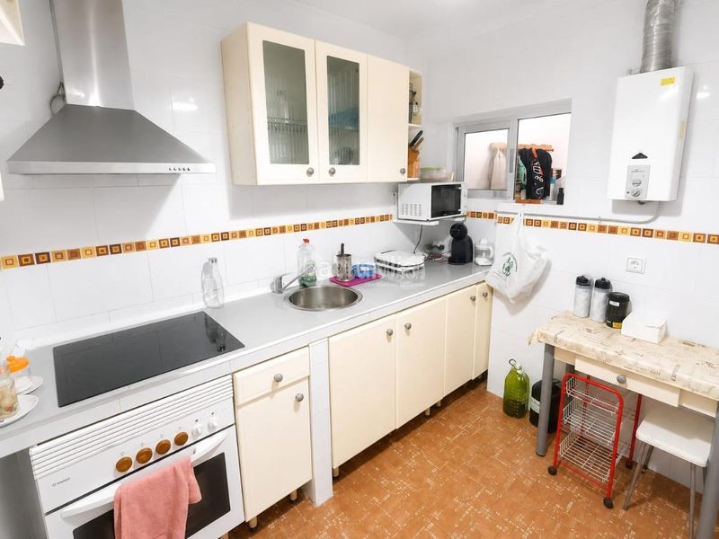 Foto f311d722-a5f8-4b9c-9da7-6a15151e4e20. Casa aparellada a Valdeverdeja