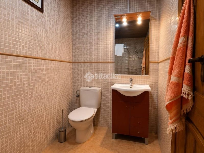 Foto 1024f832-d2e7-4286-8829-62bd0fe6cf69. Casa a Caleruela