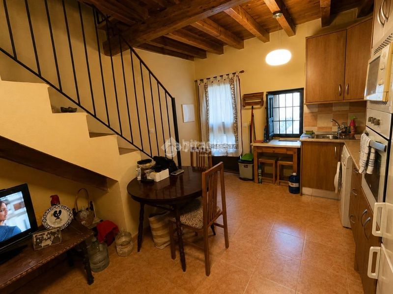 Foto 1cb3e9e2-cdbe-4e92-ad71-5cf4b0edf65d. Casa a Caleruela