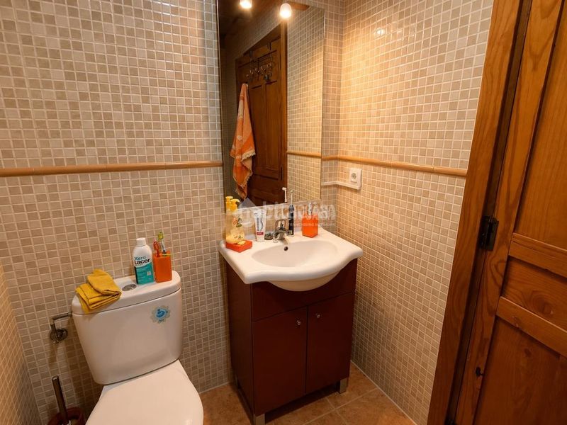Foto c35ed84a-7597-4898-a133-281c23593470. Casa a Caleruela