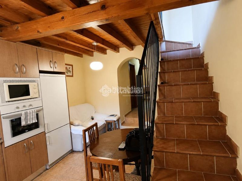 Foto c3618ec0-885e-46d5-b57d-1ed04aa91224. Casa a Caleruela